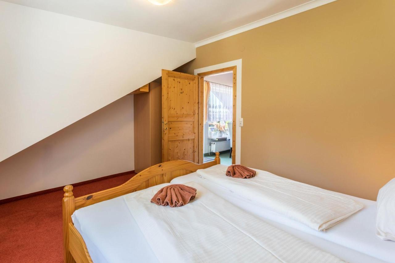 Fewo Im Gaestehaus Maximilian Eggelsberg Exteriör bild