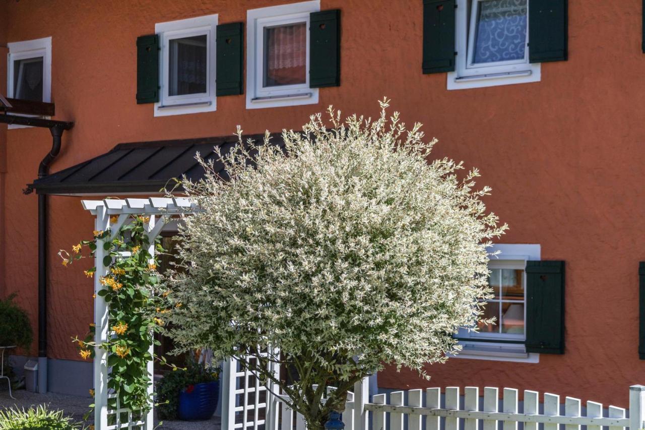 Fewo Im Gaestehaus Maximilian Eggelsberg Exteriör bild